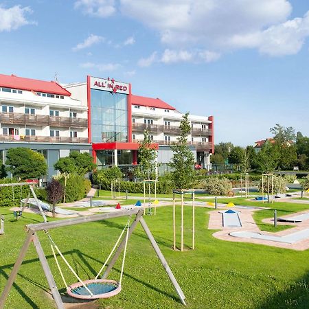 לוצמנסבורג All In Red Thermenhotel מראה חיצוני תמונה