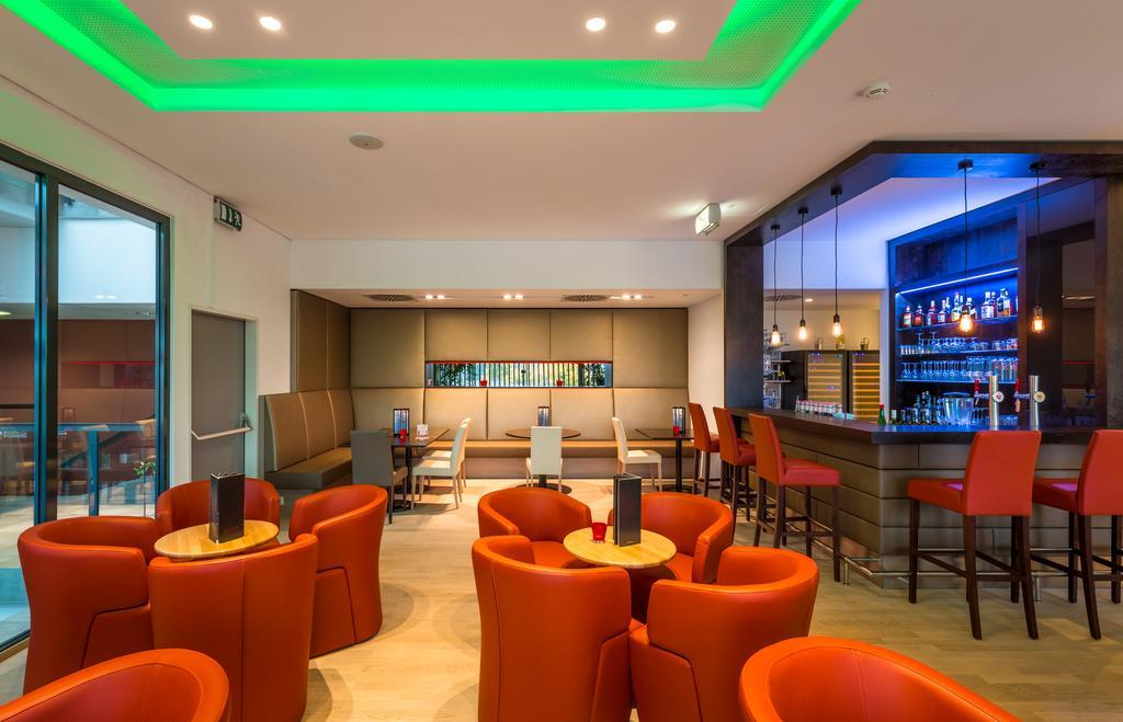 לוצמנסבורג All In Red Thermenhotel מראה חיצוני תמונה