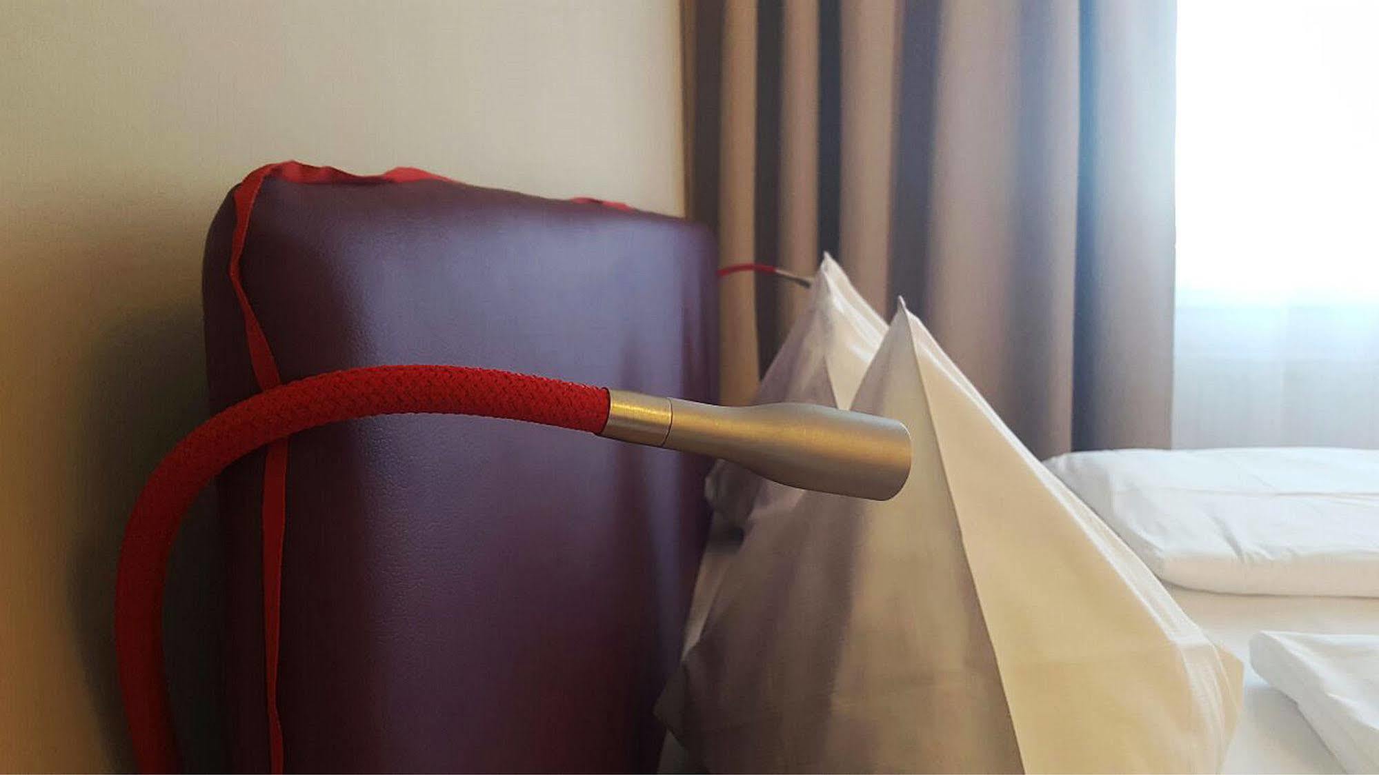 לוצמנסבורג All In Red Thermenhotel מראה חיצוני תמונה