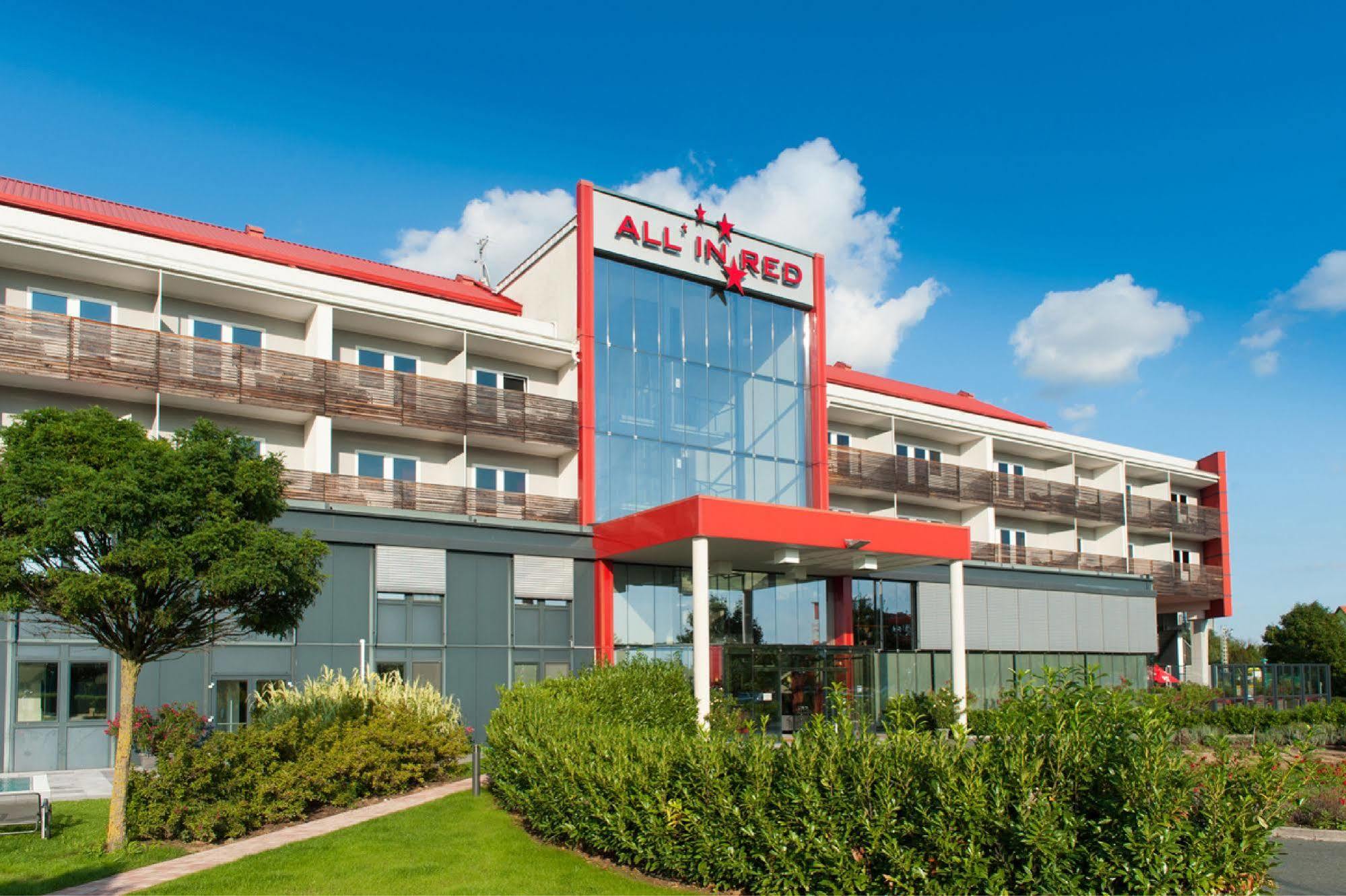 לוצמנסבורג All In Red Thermenhotel מראה חיצוני תמונה
