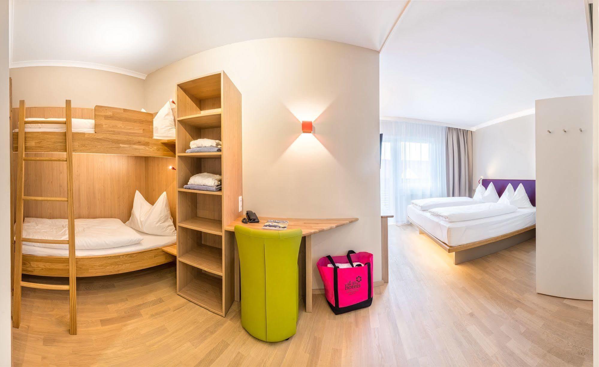 לוצמנסבורג All In Red Thermenhotel מראה חיצוני תמונה